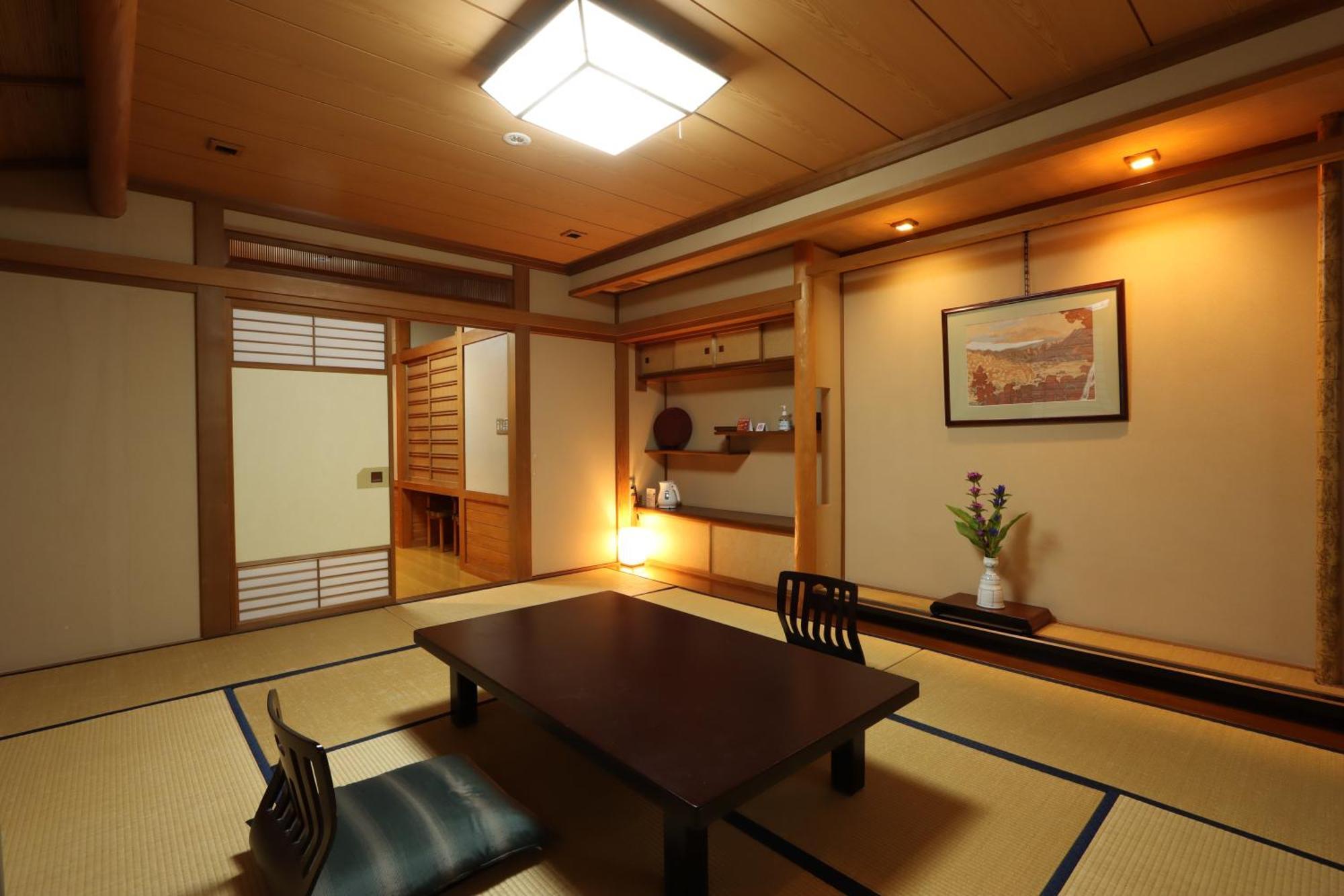 Ryokan Tanabe Takayama  Exterior photo